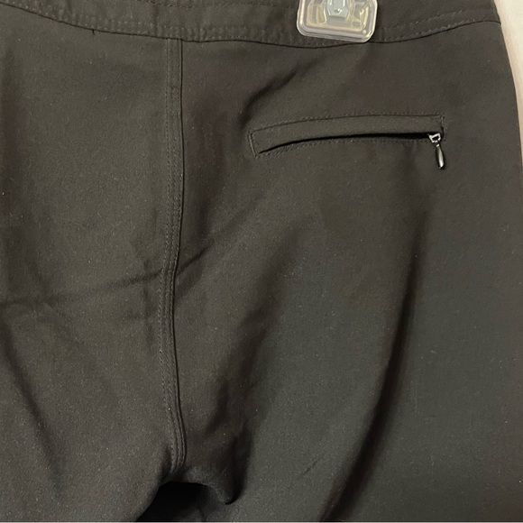 O’Neill swim short. Black. Waist approximate 16”. Cute cut out pattern each leg - Picture 4 of 6